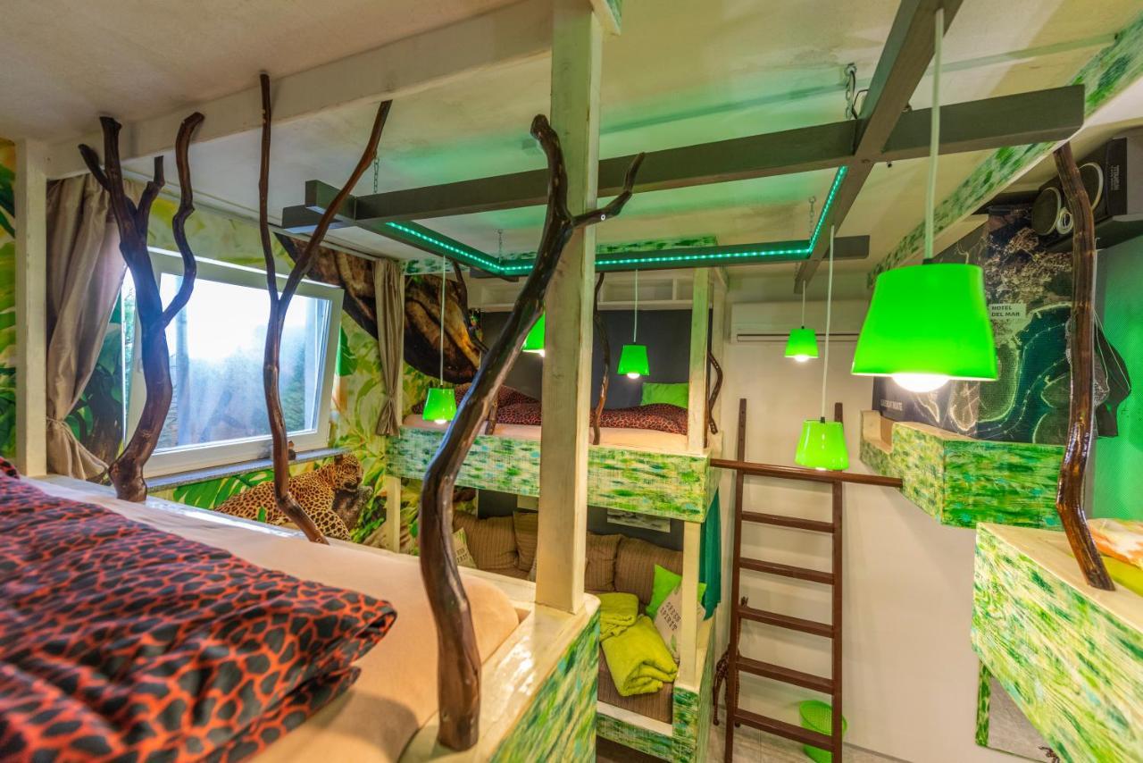 Ricardo Team-Hostel Пьешчана-Увала Экстерьер фото